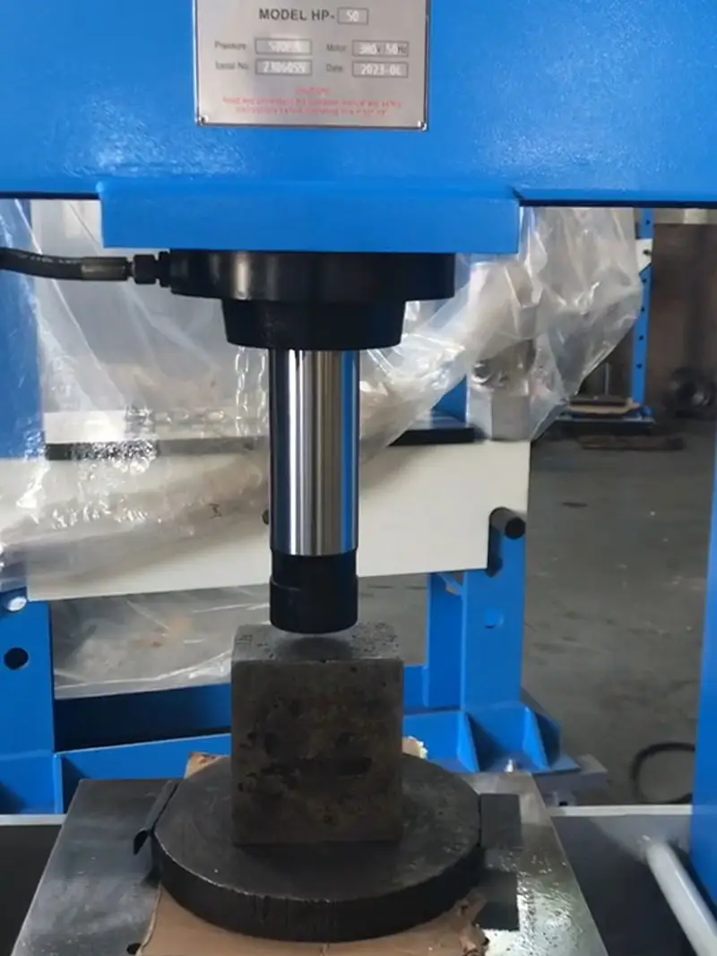 máy ép thủy lực 10